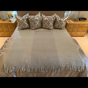 Mark & Graham Colorblock Lightweight Throw